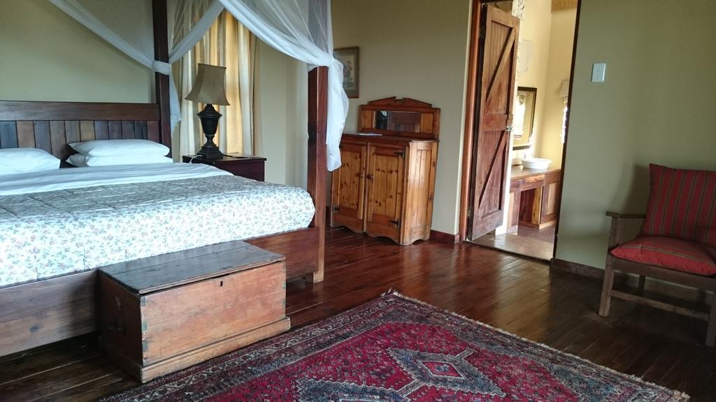 Plettenberg Bay Game Reserve: The Baroness Safari Lodge Exterior foto