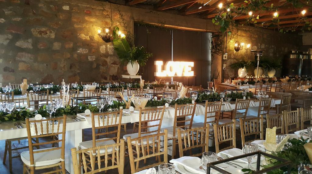 Plettenberg Bay Game Reserve: The Baroness Safari Lodge Exterior foto